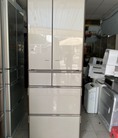 Tủ lạnh HITACHI R X5700F XN dung tích 565LIT ,date 2015 tông màu vàng cát ấm, vô cùng sang trọng