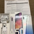 Samsung A50 64GB Fullbox mua FPT còn bảo hành 16/08/2020