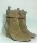 Hình ảnh: Boots Vagabond, Tamaris, XIT, ALDO, Lacoste, Camomilla, Clarks, Zara, Bata, Ralph Lauren...