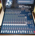 Hình ảnh: Mixer hội trường chuyên nghiệp giá rẻ Yamaha MG 166 CX rẻ nhất tại nguyenvuaudio