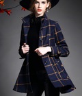 Hình ảnh: Áo khoác dạ kẻ cá tính nổi bật ngày đông