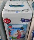 Hình ảnh: Máy giặt Toshiba 8 kg, lòng giặt lớn, giặt xoáy mạnh giúp sạch đồ,