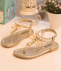 Hình ảnh: Sandal bé gái xỏ ngón đính ngọc trai xinh yêu