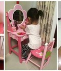 Hình ảnh: Bàn ghế trang điểm