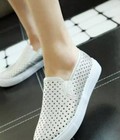 Hình ảnh: Giày slip on và dép quai hậu 1 giá