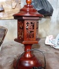 Hình ảnh: Đèn  một cột lọng chữ  vạn sự như  ý  bằng  gỗ  cực đẹp