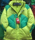 Hình ảnh: Khách du lịch đến xứ lạnh cần chuẩn bị áo khác The North Face như thế nào