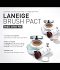 Hình ảnh: Phấn phủ Brush Pact của Laneige số 2 cho da dầu, nhờn