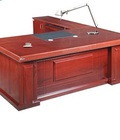 Hình ảnh: Bàn lãnh đạo DT 1890H1