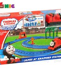 Hình ảnh: Bộ đồ chơi trẻ em xe lửa và đường ray có động cơ James chở than đá đến Trạm Knapford Mã SP: 051161