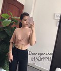 Hình ảnh: Áo croptop xoắn eo