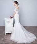 Hình ảnh: Nhương lại váy cô dâu đuôi cá mới tinh