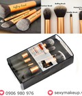 Hình ảnh: Bộ cọ Real Techniques 4 cây siêu mềm mịn
