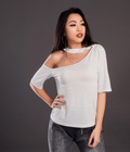 Hình ảnh: Áo thun dáng suông tay ngắn lệch vai choker Sexycut