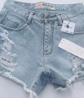 Hình ảnh: Short jeans rách in chữ
