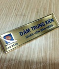 Hình ảnh: Thẻ tên nhân viên bằng đồng