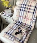 Hình ảnh: Chăn đũi hè thu Burberry họa tiết kẻ sang trọng cho mùa hè
