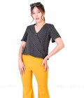 Hình ảnh: Áo sơ mi chấm bi đen chéo tà