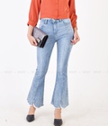 Hình ảnh: Quần jeans ống loe đính ngọc viền lai