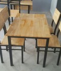 Hình ảnh: bộ bàn ghế quán ăn chân sắt mặt gỗ