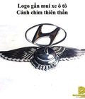 Hình ảnh: Logo gắn mui xe ô tô cánh chim thiên thần hãng xe Hyundai
