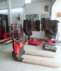 Hình ảnh: Ms Hiếu bán xe nâng điện thấp 1500kg PTE15N mới 100% chính hãng