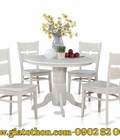 Hình ảnh: Bộ bàn ăn với 4 ghế gỗ màu trắng