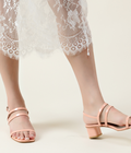 Hình ảnh: Khoe đôi chân xinh cùng sandal cao gót Hàn Quốc