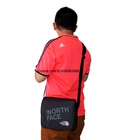 Hình ảnh: Túi đeo chéo thời trang TNF