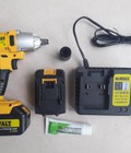 Hình ảnh: Máy siết bu lông Dewalt 72v