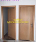Hình ảnh: Cửa hàng cửa gỗ công nghiệp tại quận bình thạnh