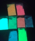 Hình ảnh: Bột dạ quang phát sáng trong đêm 9 màu