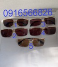 Hình ảnh: Có 5 cái kính cổ mới về mạ vàng bọc vàng có đầy đủ các thương hiệu nổi tiếng trên toàn thế giới.