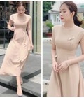 Hình ảnh: Đầm xoè cổ tròn kèm cài áo
