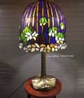 Hình ảnh: Đôi đèn tiffany hoạ tiết hoa sen tây cuối mùa.