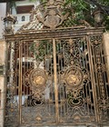 Hình ảnh: Phong cách cổ điển sang trọng với cổng sắt uốn mỹ thuật