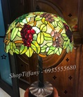 Hình ảnh: Đèn bàn tiffany họa tiết nho rủ.