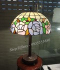 Hình ảnh: Đèn Tiffany họa tiết hoa sen