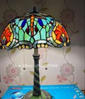 Hình ảnh: Đèn bàn tiffany hoạt tiết chuồn Tây