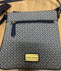 Hình ảnh: Túi Tommy Hilfiger tại ứng dụng Aladin