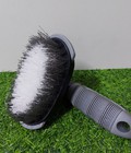 Hình ảnh: Bàn chải cọ lốp xe ô tô chuyên dụng.