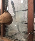 Hình ảnh: Thử nghiệm kính dán an toàn, kính cường lực