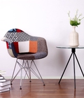 Hình ảnh: Ghế Eames thổ cẩm có tay chân mạ