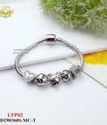 Hình ảnh: Lắc tay titan mặt charm chuội 02