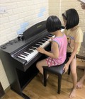 Hình ảnh: Bowman PIANO CX250 được lắp đặt cho 2 chị e gái mới bắt đầu học đàn