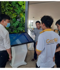 Hình ảnh: GoodM bàn giao hệ thống kiosk cho trường đại học kinh tế ueh