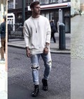 Hình ảnh: Đơn Giản Nhưng Không Xấu Với Áo Sweater Nam