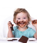 Hình ảnh: 4 Lợi ích khi cho bé ăn socola từ sớm