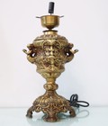 Hình ảnh: Đèn dầu đồng Pháp