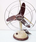 Hình ảnh: Quạt Marelli gọng vó màu sữa ĐK300